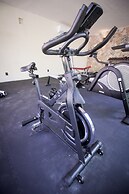 Private & Exclusive Apt Garden pool