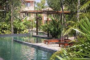 Private & Exclusive Apt Garden pool