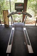 Private & Exclusive Apt Garden pool