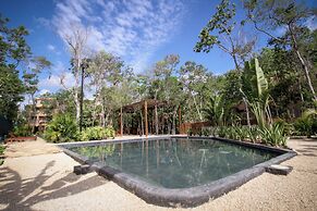 Private & Exclusive Apt Garden pool