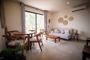 Private & Exclusive Apt Garden pool