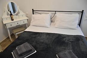 Amazing Traditional Stone house Skiathos