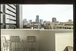 Balcony Bar Skyline View by Sea N' Rent