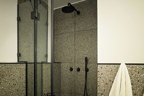 Balcony Bar Skyline View by Sea N' Rent