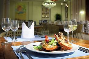 The Signature Level at Grand Palladium Imbassaí Resort & Spa