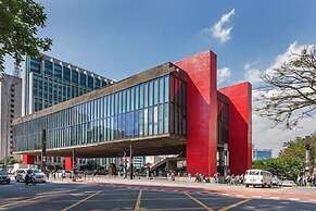 FLAT em LOCALIZAÇÃO FANTÁSTICA