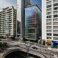 FLAT em LOCALIZAÇÃO FANTÁSTICA