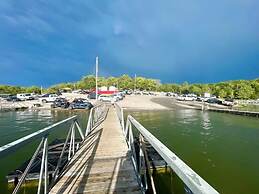 Hunter's Friend Resort