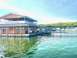 Hunter's Friend Resort