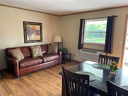 Hunter's Friend Resort