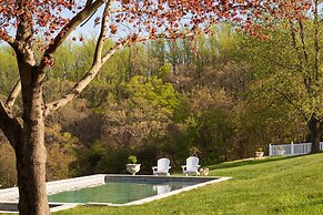 The Inn at Tacaro Estate