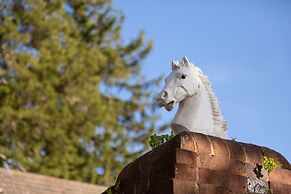 The Inn at Tacaro Estate