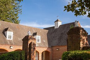 The Inn at Tacaro Estate