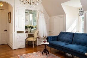 The Inn at Tacaro Estate