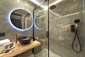 BOUTIQUE HOTEL SIRMIONE