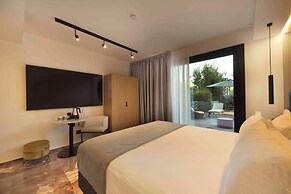 BOUTIQUE HOTEL SIRMIONE