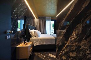BOUTIQUE HOTEL SIRMIONE