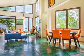 Colores del Viento Villa Breathtaking Ocean Views