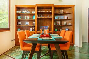 Colores del Viento Villa Breathtaking Ocean Views