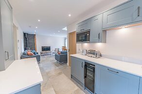 No 2 The Coach House