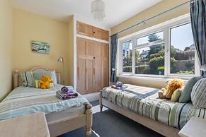 White Sails - Beach and Harbour Views