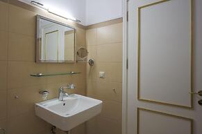 Ascuri Apartment by Estia