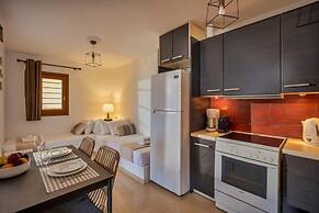 Ascuri Apartment by Estia