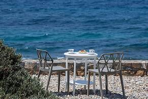 Ascuri Studio by Estia