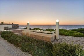 Ascuri Studio by Estia