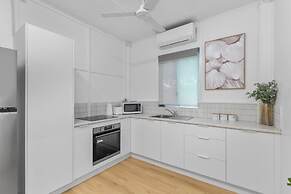 Townsville Suites