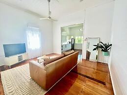 Townsville Suites