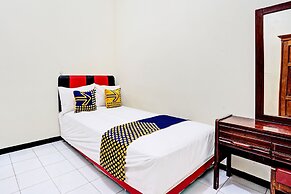 OYO Life 92785 Wisma Trubus  Syariah