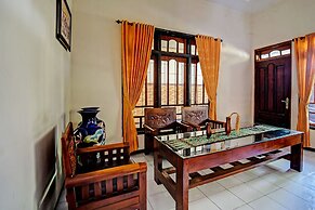 OYO Life 92785 Wisma Trubus  Syariah