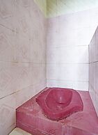 OYO Life 92785 Wisma Trubus  Syariah