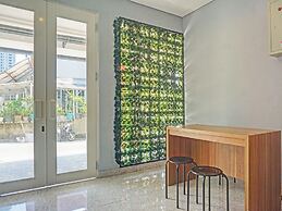 Capital O 92765 J&b Smart Sentul