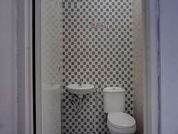 Capital O 92765 J&b Smart Sentul