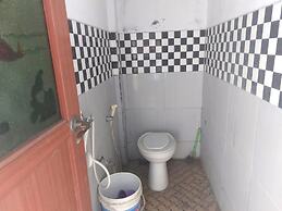 SPOT ON 92776 Panorama House Near Lokon Camping Ground