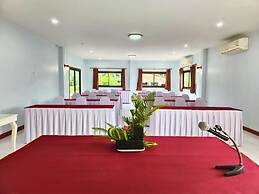 Aura Park Resort