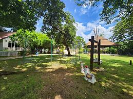 Aura Park Resort