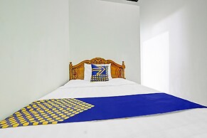 SPOT ON 90760 Homestay Al Madina Syariah