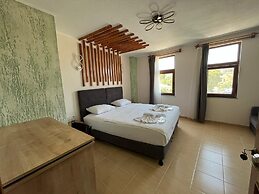 Akar Butik Otel Gökçeada