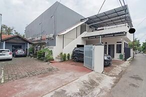 Jl. Gn. Gede No.22