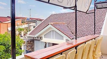 Jl. Gn. Gede No.22