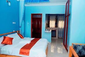 WestWay Luxury Suites