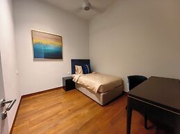 Pavilion Embassy By Autumn Suites