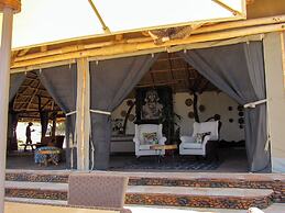 Ahadi Mara Camp