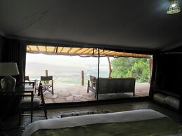 Ahadi Mara Camp