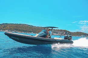 Pierhouse Hotel in Gouvia