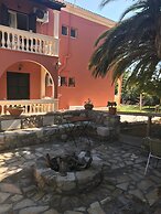 Pierhouse Hotel in Gouvia