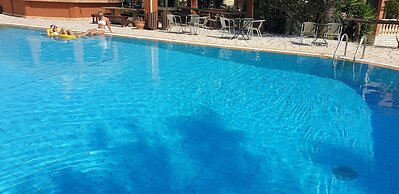 Pierhouse Hotel in Gouvia